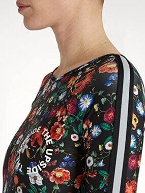 Upside Paddle Suit W/SPF 50+ Protection. Wildflowers. Size L. NWT